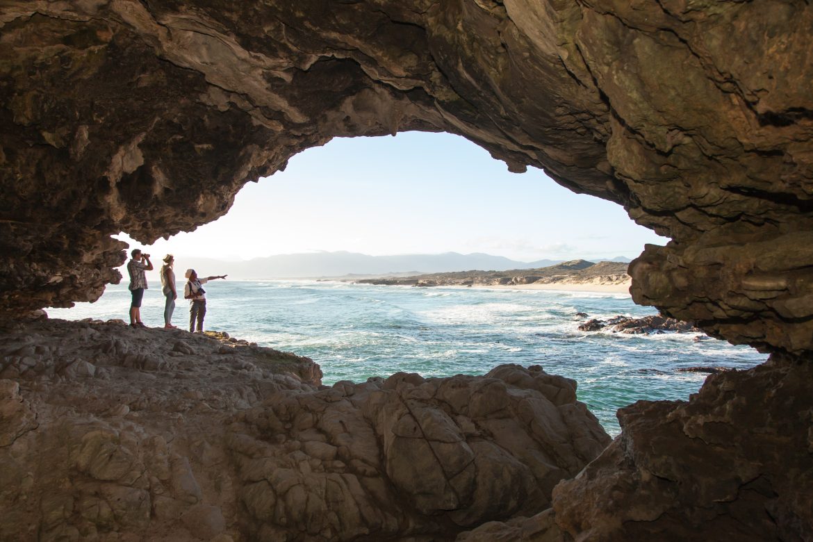 grootbos-experience-coastal-safari-caves-10