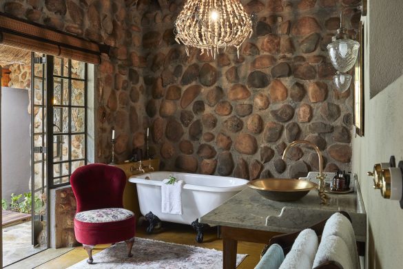 Geigers Camp_Luxury Room (8)