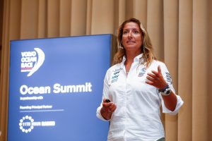 Dee Caffari podcasts