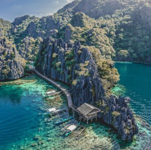 island hopping Philippines