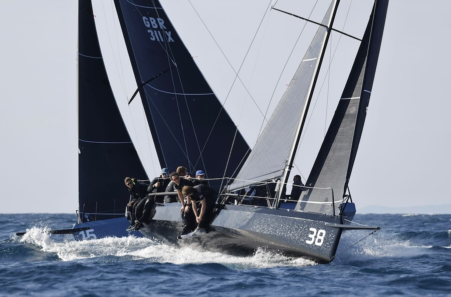 Cape 31 European Champs - Sanremo