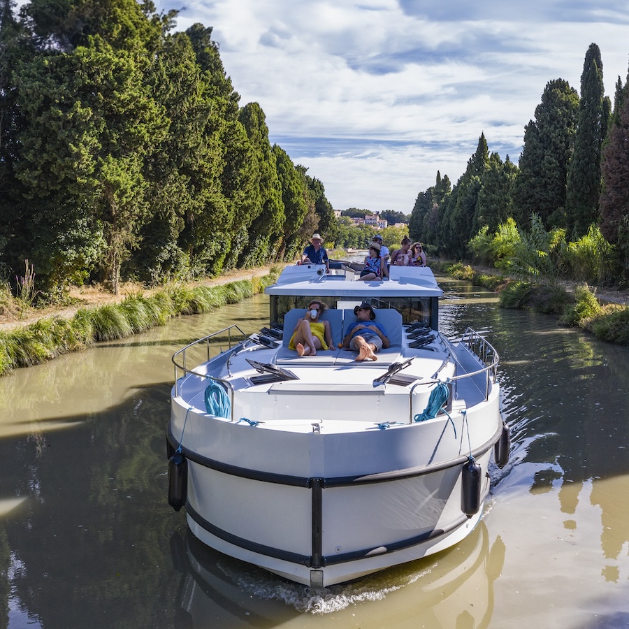 Le Boat March 25